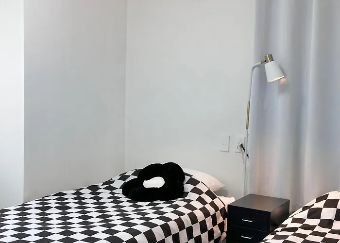 Omni *